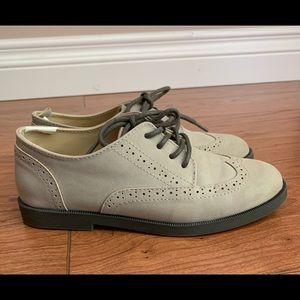 Gymboree Boy’s Dress Shoes Beige